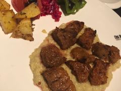 -Efes Turkish & Mediterranean Cuisine 艾菲斯餐厅(陆家嘴店)