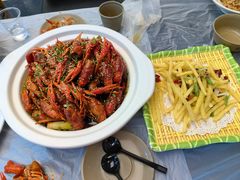 -肥肥虾庄·金牌油焖大虾(东湖欢乐谷店)