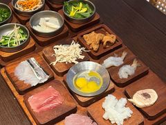 -银米·云南传统过桥米线(双廊黑金冠店)