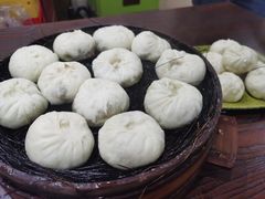 -舒小笼松针小笼包