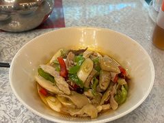 -汗腾格里·风味餐厅(新疆驻京办店)