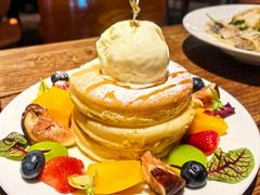 香草浆果松饼-邊渡咖啡