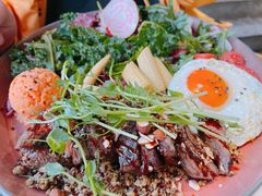 牛排藜麦沙拉-O'mills Sourdough Bakery&Bistro(永嘉路店)