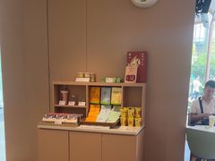 -奈雪的茶(广州万菱汇PRO店)