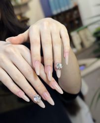 -屿晴·科技美肤SPA美甲美睫