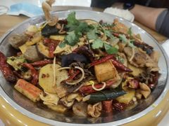 什锦麻辣香锅-食悦天美食广场(重庆IFS国金店)