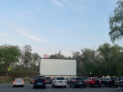 -枫花园汽车电影院(朝阳公园店)