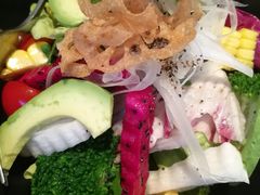 牛油果色拉-柚子(假日店)