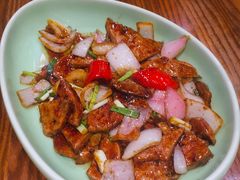 京葱爆猪肝-虎哥私房菜(馒头山店)