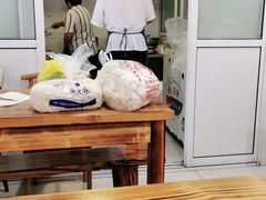 大堂-阿姨小肉摊(同济西苑店)