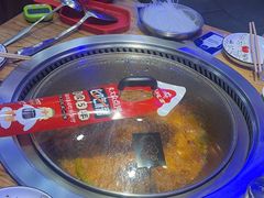 -山河屯铁锅炖(哈西站店)