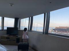 -上海滴水湖皇冠假日酒店