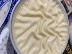 招牌双皮奶任意配-广信牛奶甜品世家(台东店)