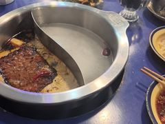 -马路边边串串香形象店(磐石路店)