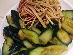 自助小菜-南城十里潮汕鲜牛火锅·鲜虾生滚粥(融汇老商埠店)