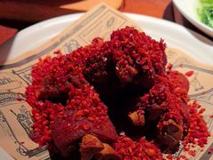 香酥猪手-乔街深夜食堂·小龙虾·高压锅生蚝(杭州总店)