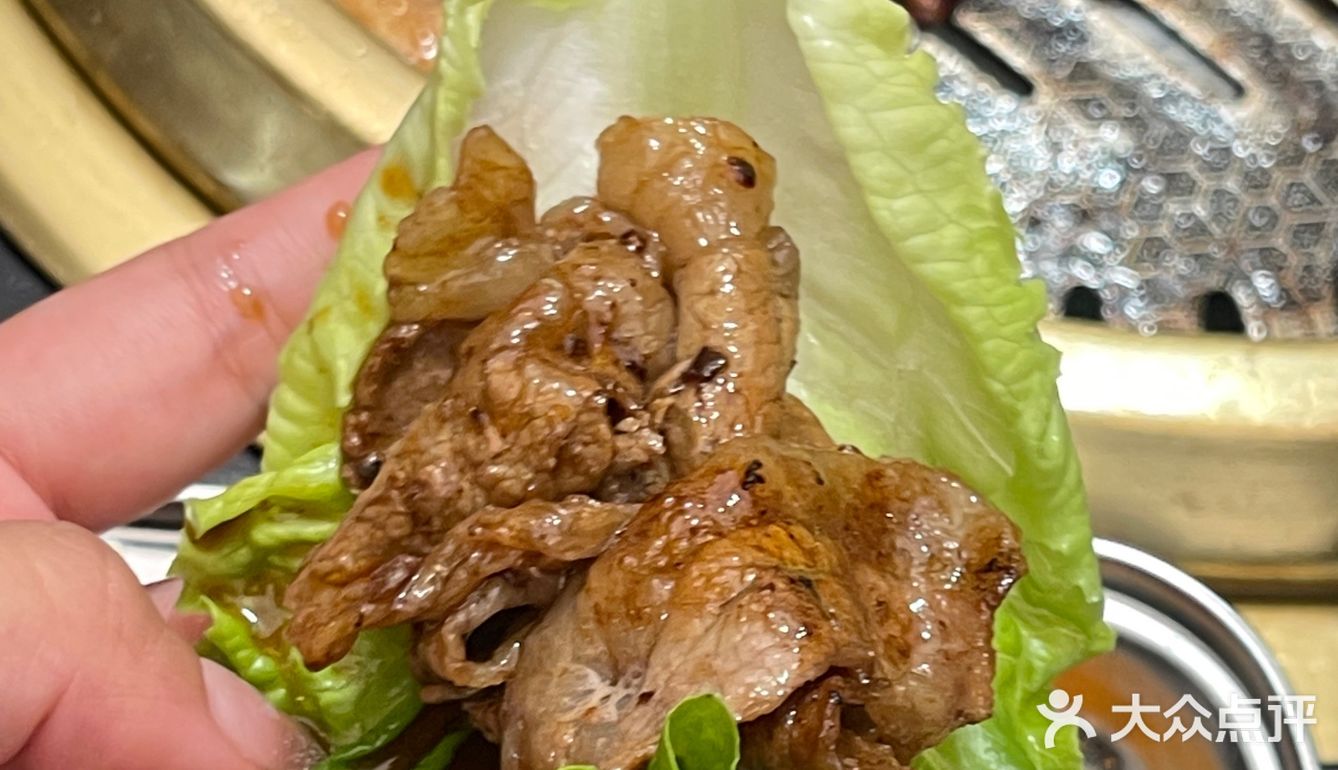 排队也要吃的烤肉店！排队值得
