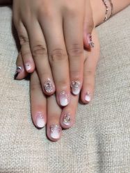 -睫乐园•睫公馆•美睫美甲沙龙