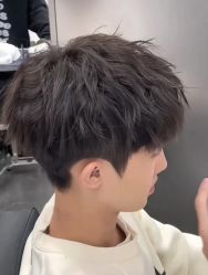 -丝语萱形象
