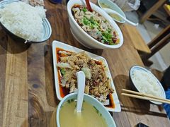 -朱大嘴肥肠血旺(福字街店)