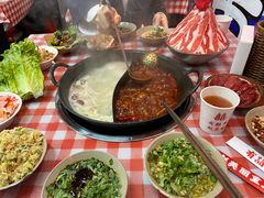 -赵美丽·重庆社区火锅·直营店(火车东站·中豪国际店)