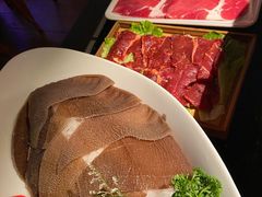 -九鼎轩脆毛肚火锅(商业街店)