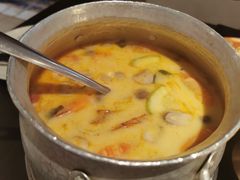 -大头虾越式风味餐厅(光明广场店)