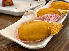 天鹅榴莲酥-北部湾鼎盛茶楼(银滩店)
