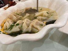 鲜肉虾仁大馄饨-光明邨大酒家(淮海路店)