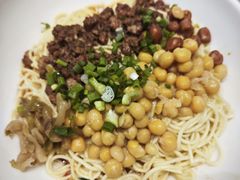 -李与白包子铺(桐梓林店)
