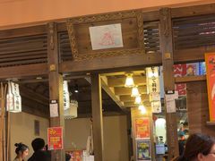 -半岛翡丽海鲜自助餐厅(观风亭店)