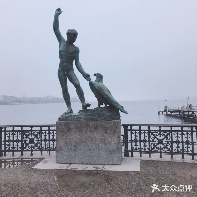 瑞士🇨🇭苏黎世——班霍夫大街