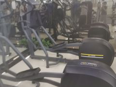 -开阳里游泳健身