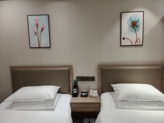 -上海怡沁园度假酒店