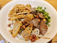 -牛八宝桂林米粉(八里庄店)