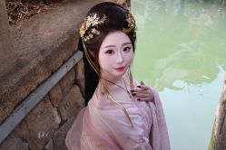 -一揽芳华汉服旗袍体验馆(拙政园店)