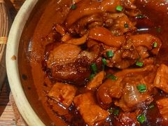 大锅猪手焖猪肠-广府乡下·饭庄(新港东路店)