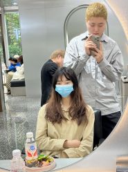 -Tloml salon