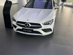 -上海星瀚奔驰4S店(长寿路店)