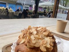 -VERIE BAKEHOUSE