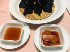 牛肉面，流沙包，乌鱼水饺，五谷包，拍黄瓜-新荣记(建国门外大街店)