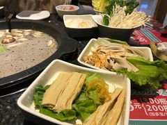 -井格重庆火锅(临平银泰城店)