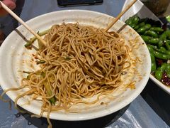 -肥肥虾庄·金牌油焖大虾(杨园滨江时代walk店)