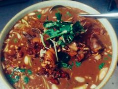 -冯记白土岗辣子鸡