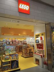 -乐高授权专卖店(朝阳大悦城店)