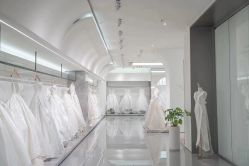 -南京宝娜嫁衣婚纱礼服馆(中央路店)