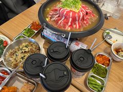 -WOW LUCKY创意韩料(龙阳广场店)