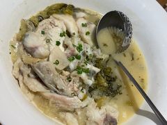 -严记小天府酸菜鱼(西四路店)