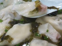 鲜肉小馄饨-潘国仙耳光馄饨(黄家阙路店)