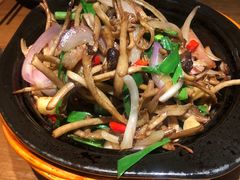 -九锅一堂酸菜鱼(新南凯德直营店)